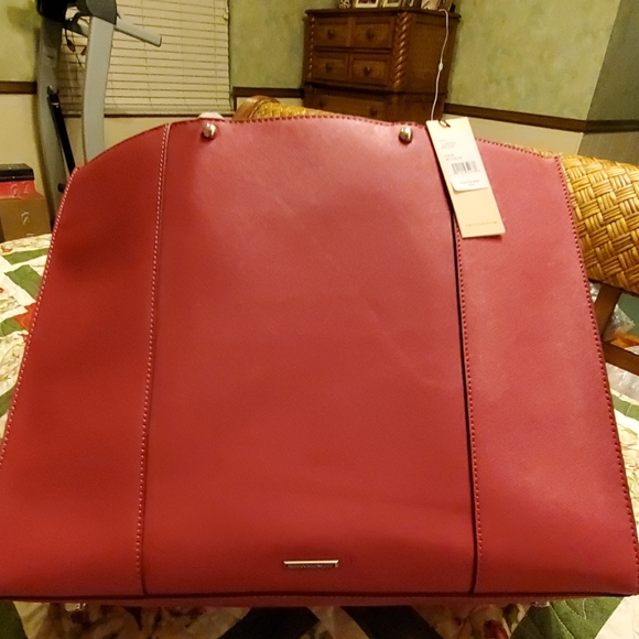 MAB TOTE